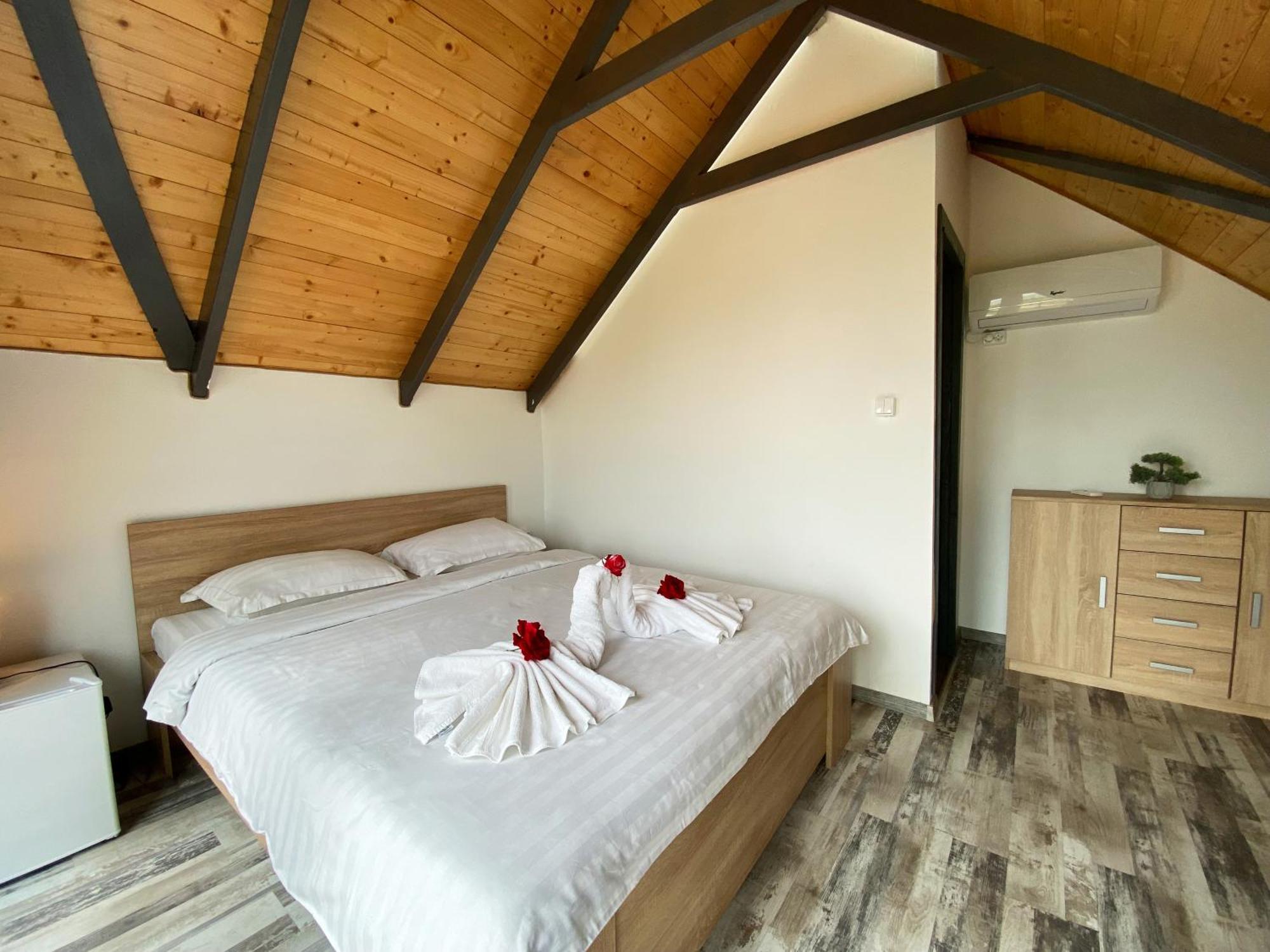 Bed and Breakfast Complex Turistic Rasarit Corbu Corbu  Exterior foto